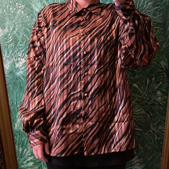 Yves St Clair Semi Sheer Brown Long Sleeved Blouse with golden metallic thread - Picture 8 of 8